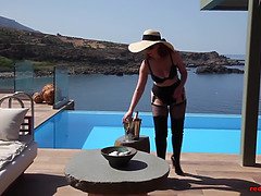 Britisch, Dildo, Absätze, Lingerie, Masturbation, Reif, Rotschopf, Solo