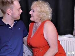 Любители, Большие сиськи, Блондинки, Минет, Секс без цензуры, Милф, Соблазенение, Сиськи