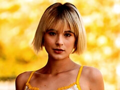 Rubia, Mamada, Estilo perrito, Besar, Afeitado, Flaco, Adolescente, Tetas