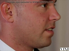 Bruinharig, Hondjeshouding, Sperma in gezicht, Handbeurt, Zoenen, Ondergoed, Kut duiken, Rijden