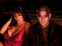 お尻, デカ尻, フェラチオ, バック, フォアサム, ハードコア, オージー, タトゥー