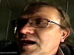 Anaal, Grote mammen, Sperma shot, Europees, Handbeurt, Softcore pornografie, Tiener, Tieten likken