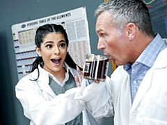 Culo grande, Verga grande, Mamada, Morena, Estilo perrito, Coño, Colegiala, Adolescente