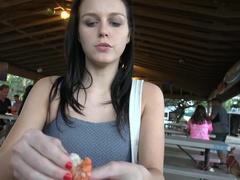 Enthousiasteling, Zwart, Sperma, Voeten, Vriendin, Olie, Gezichtspunt, Kut duiken