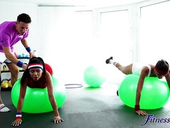 お尻, デカチン, 茶髪の, バック, なめる, 裸, タトゥー, 濡れ