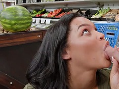 Grote mammen, Zwart, Gevangen, Sperma shot, Zwart, Fetisj, Moeder die ik wil neuken, Onder de rok