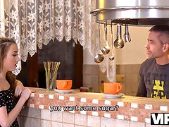 Gevangen, Daddy, Hd, Klein, Kut duiken, Tatoeage, Tiener, Tieten likken