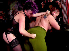 Жопа, Бондаж, Фетиш, Лесбиянка, Вечеринка, Рабыни, Тугие, Вибратор