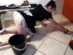 Amateur, Brunette brune, Français, Hd, Petite femme, Pisser, Nénés, Sous la jupe