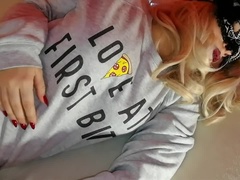 Amateur, Blonde, Sucer une bite, Couple, Branlette thaïlandaise, Masque, Russe, Jarretelles