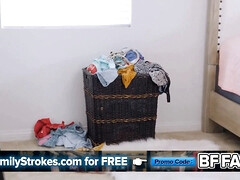 Grosser schwanz, Blasen, Kehlenfick, Hd, Latina, Monster, Muschi