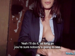 Grosse titten, Vollbusig, Kehlenfick, Schwanz, Milf, Orgasmus, Pov, Öffentlich