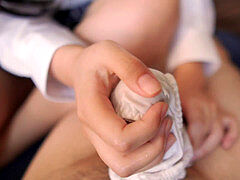 Spermaladung, Handjob