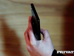 Mooie dikke vrouwen, Blond, Pijpbeurt, Bruinharig, Diep in de keel, Sperma in gezicht, Rijpe lesbienne, Kousen