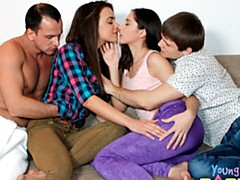 Любители, Большая жопа, Большой член, Минет, Собачьи, Вчетвером, Тощие, Молоденькие