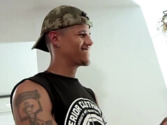 Enthousiasteling, Grote mammen, Blond, Rondborstig, Hondjeshouding, Europees, Moeder die ik wil neuken, Spaans