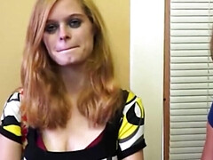 美女, フェラチオ, 茶髪の, フェティッシュ, コキ, 剃毛, 三人, おもちゃ