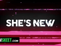 アメリカ人, フェラチオ, カワイイ, 女, 指いじり, オーガズム, 公共, ティーン