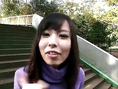 アジア人, 美女, デカチン, フェラチオ, 茶髪の, 車, はじめて, ハメ撮り