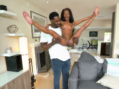 Negro, Morena, Ébano, Perforación, Coño, Afeitado, Sexo soft, Tetas