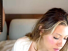 18 jaar, Enthousiasteling, Blond, Pijpbeurt, Schattig, Slet, Tiener, Nat