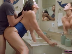 フェラチオ, 茶髪の, ヒール, 淫乱熟女, 乳首, パンティ, オマンコ, 剃毛
