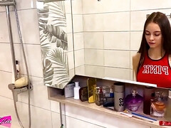 Enthousiasteling, Grote kont, Grote mammen, Handbeurt, Huisgemaakt, Masturbatie, Student, Tieten likken