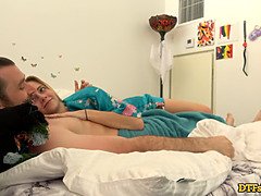 Arsch, Spermaladung, Hundestellung, Lecken, Orgasmus, Zierlich, Jungendliche (18+), Eng