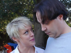 Tetas grandes, Rubia, Garganta profunda, Polla, Sexo duro, Al aire libre, Perforación, Tatuaje