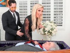 デカ尻, フェラチオ, バック, フェティッシュ, 手コキする, ハードコア, 下着, 淫乱熟女