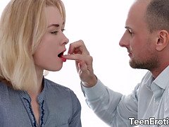 Nana, Blonde, Sucer une bite, Gorge profonde, Branlette thaïlandaise, Hd, Criant, Ados anal