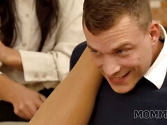 Blond, Oudere vrouw, Man die toekijkt, Frans, Hd, Rijpe lesbienne, Stiefmoeder, Tieten likken