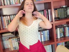 Arsch, Braunhaarige, Behaart, Masturbation, Zierlich, Muschi, Titten