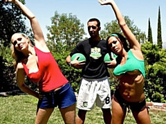 Rachel Starr and Julia Ann are fucking with a nice shared penis