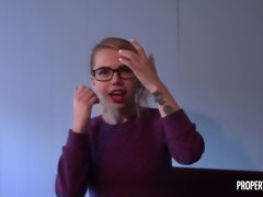 Blonde, Sucer une bite, En levrette, Petite femme, Pov, Chatte, Tatouage, Nénés