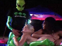 Любители, Большой член, Блондинки, Минет, Брюнетки, Кончили внутрь, Киски, Жена