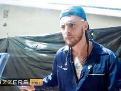 Grote mammen, Pijpbeurt, Sperma in mond, Hondjeshouding, Hd, Rijden, Geschoren, Tietenklus