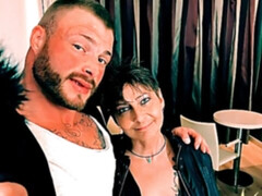 Grote kont, Vingeren, Huisgemaakt, Ondergoed, Rijpe lesbienne, Doordringend, Gezichtspunt, Tatoeage