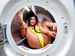 Grote kont, Grote lul, Pijpbeurt, Bruinharig, Hondjeshouding, Natuurlijke tieten, Tiener, Tieten likken