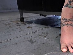 Sexy alt babe fucking machines and squirting