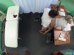 Amateur, Cul, Sucer une bite, Branlette thaïlandaise, Infirmière, Bureau, Uniforme, Voyeur