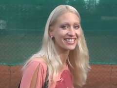 フェラチオ, カップル, チェコ, ハードコア, 自家製, ハメ撮り, 現実, おもらし