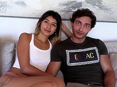 Joe Makes Latina Babe Vanessa Ortiz Tap Out With His Deep Dick!