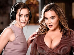 Поза 69, Спальня, Большие сиськи, Секс без цензуры, Лесбиянка, Лизание, Милф, Киски