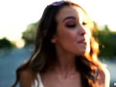 Любители, Американки, Брюнетки, Член, Подружка, Натуральные сиськи, На природе, Сиськи