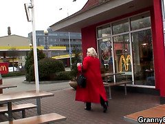 Grote mammen, Pijpbeurt, Omie, Huisvrouw, Reusachtig, Rijpe lesbienne, Realiteit, Vrouw