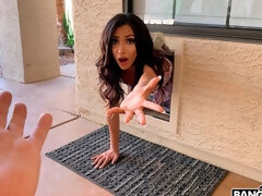 Grosser arsch, Blasen, Braunhaarige, Geschnappt, Handjob, Küche, Milf, Höschen