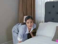 Morena, Penetracion con dedos, Lesbiana, Lamidas, Masturbación, Coño, Estriptis, Adolescente