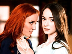 Dochter, Vingeren, Lesbisch, Likken, Moeder, Kut duiken, Roodharige vrouw, Tatoeage