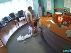 Hundestellung, Aufs gesicht abspritzen, Füsse, Fingern, Lecken, Büro, Uniform, Spanner